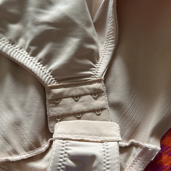 Nwt. Body suit - Picture 5 of 5